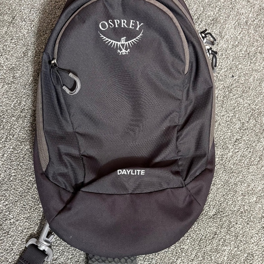 Osprey daylite sling bag